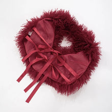 Load image into Gallery viewer, Daisy Fur Set
